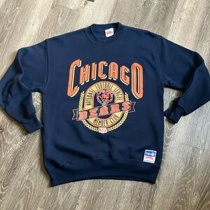 vintage 90s Chicago Bears Nutmeg Mills navy blue crewneck sweatshirt.